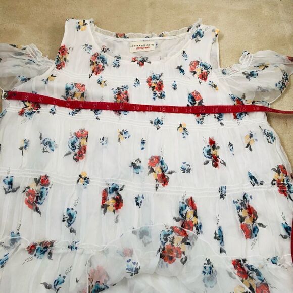 EUC Johnny Was 4Love & Liberty Cold Shoulder Tiered Tunic - Picture 5 of 8